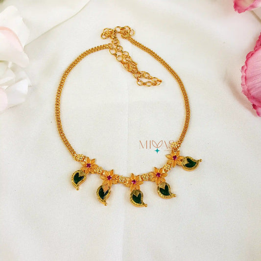 Trendy Mango Palakka Short Necklace