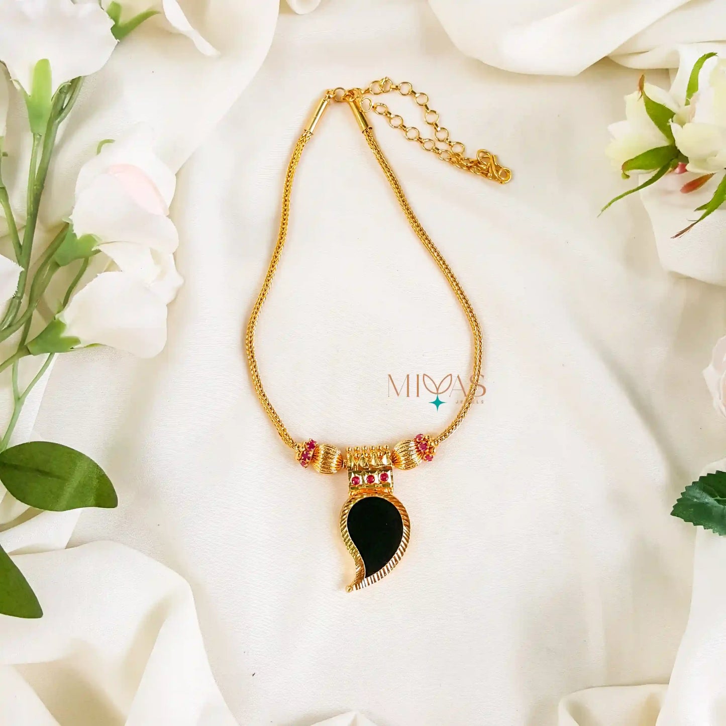 Adorable Palakka Mango Design Necklace - Left Side