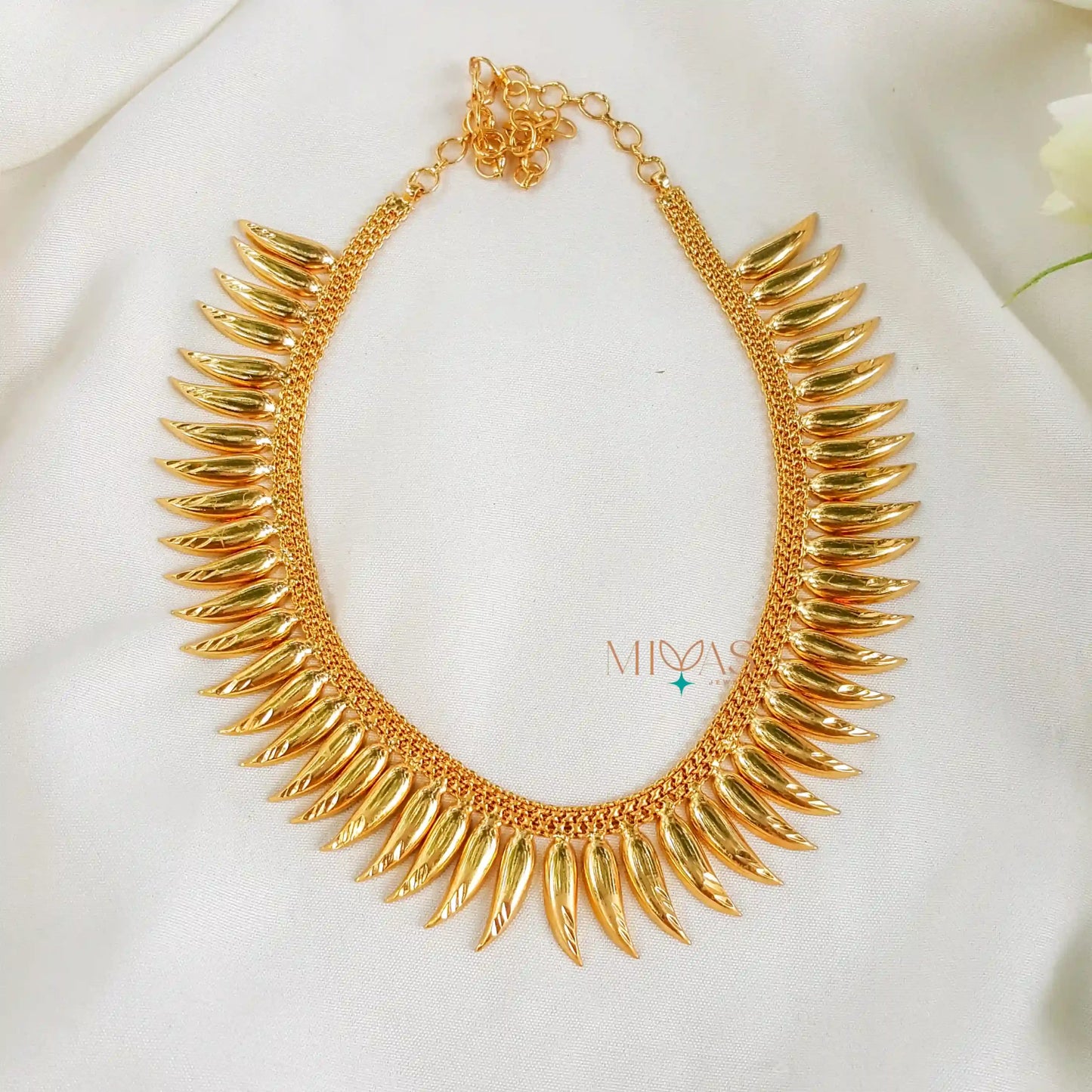 Beautiful Gold Look Kerala Spike Necklace