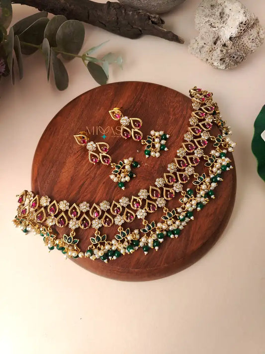 Nalini - Lotus Necklace