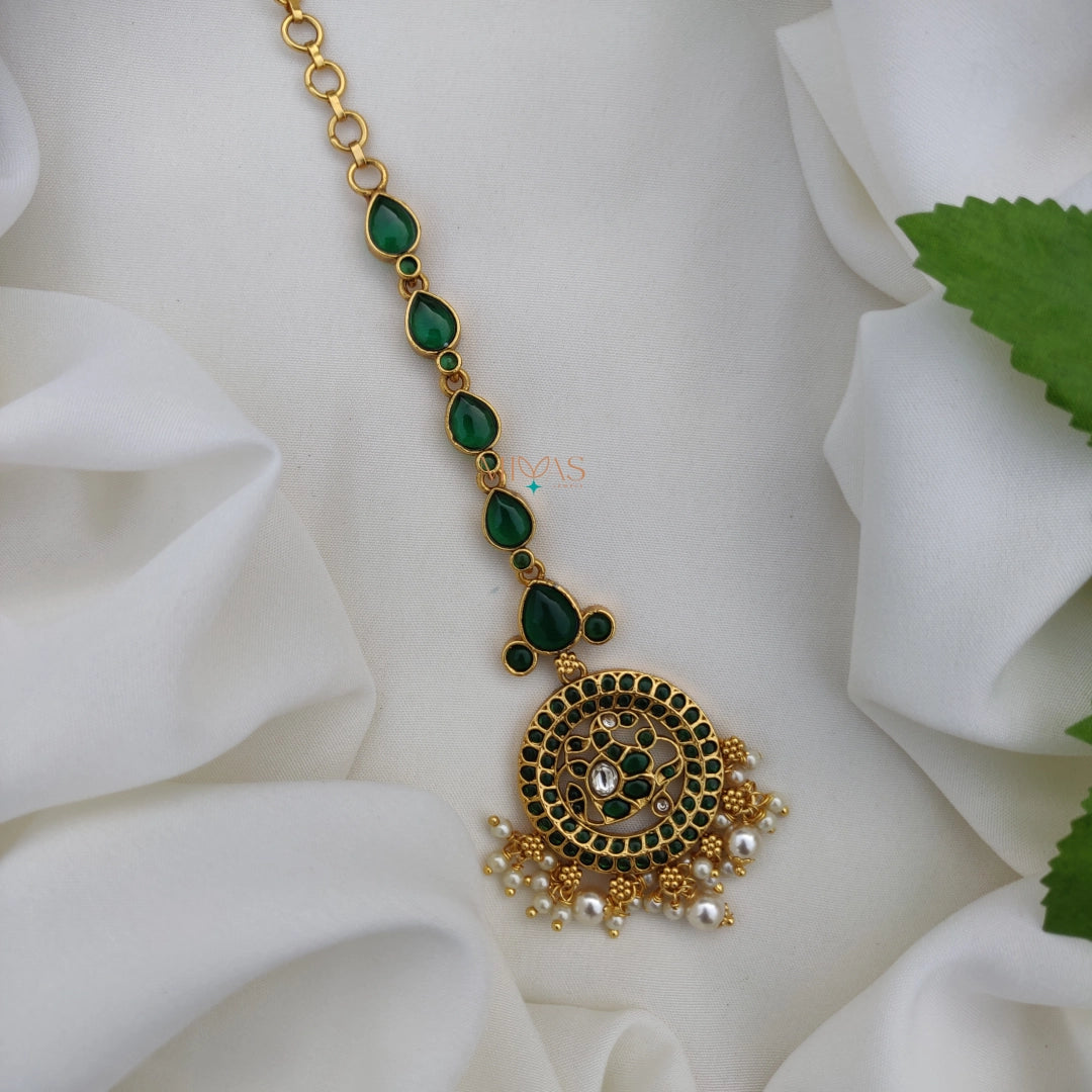 Lovely Green Stone Tikka with Pearl