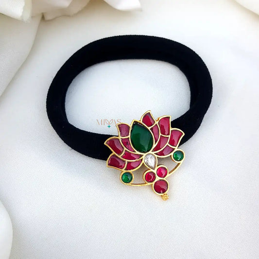 Elegant Lotus Motif Kundan Jadau Hairband