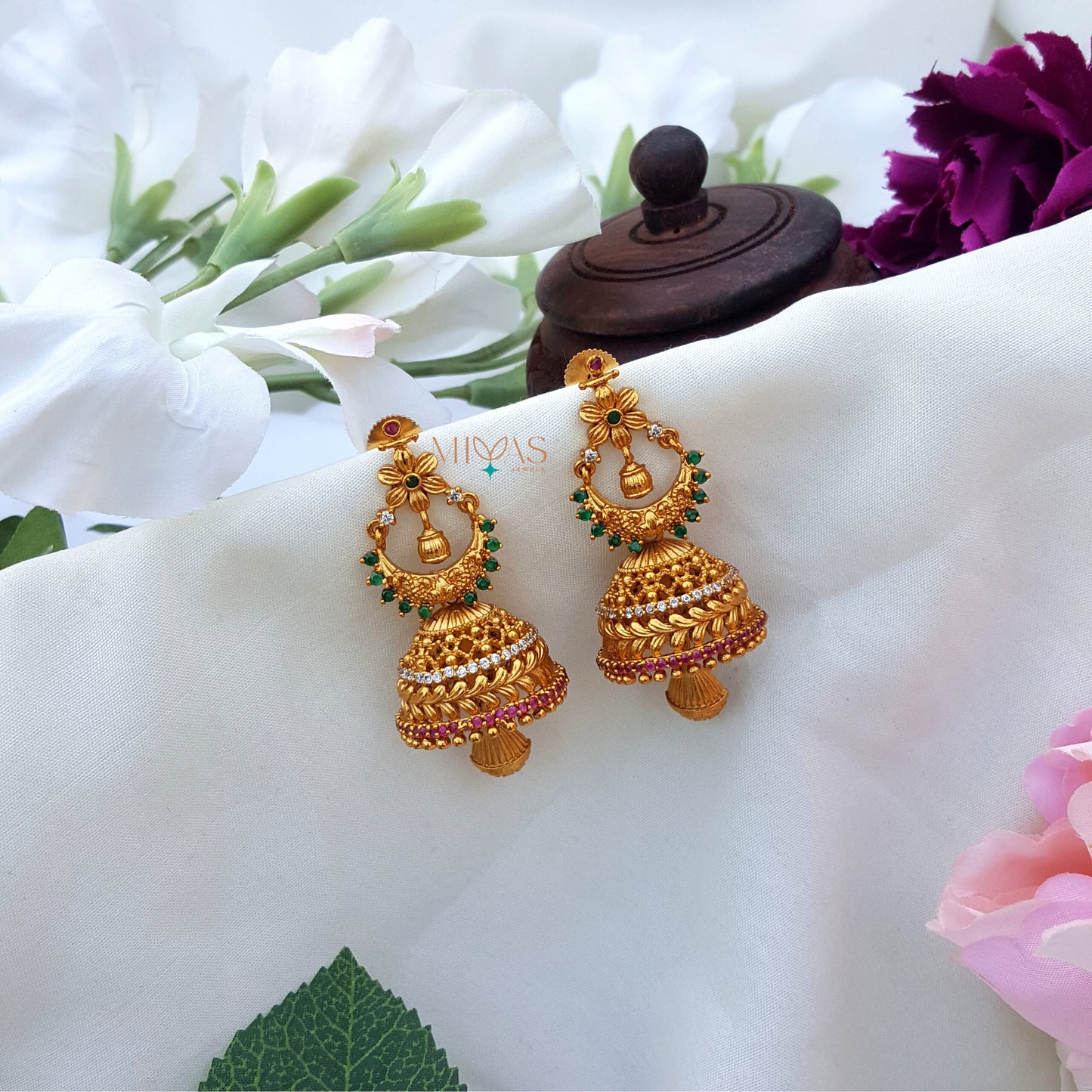 Elegant Floral Design Jhumkas