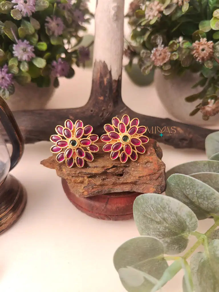 Zara - Floral Earring