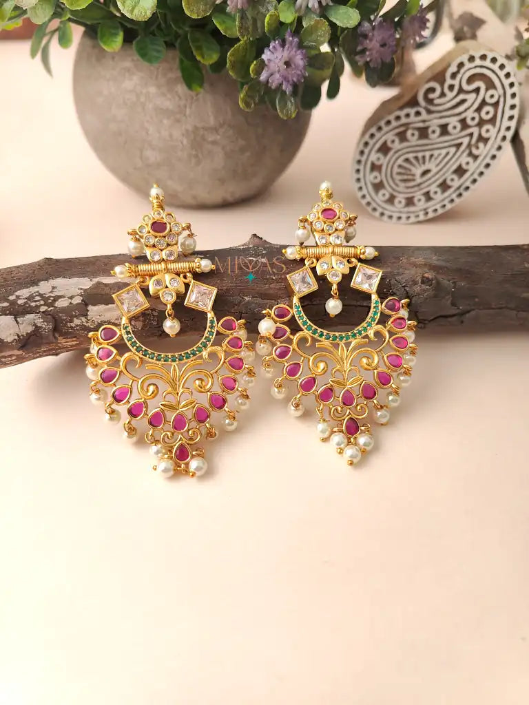 Neha - Floral Earring