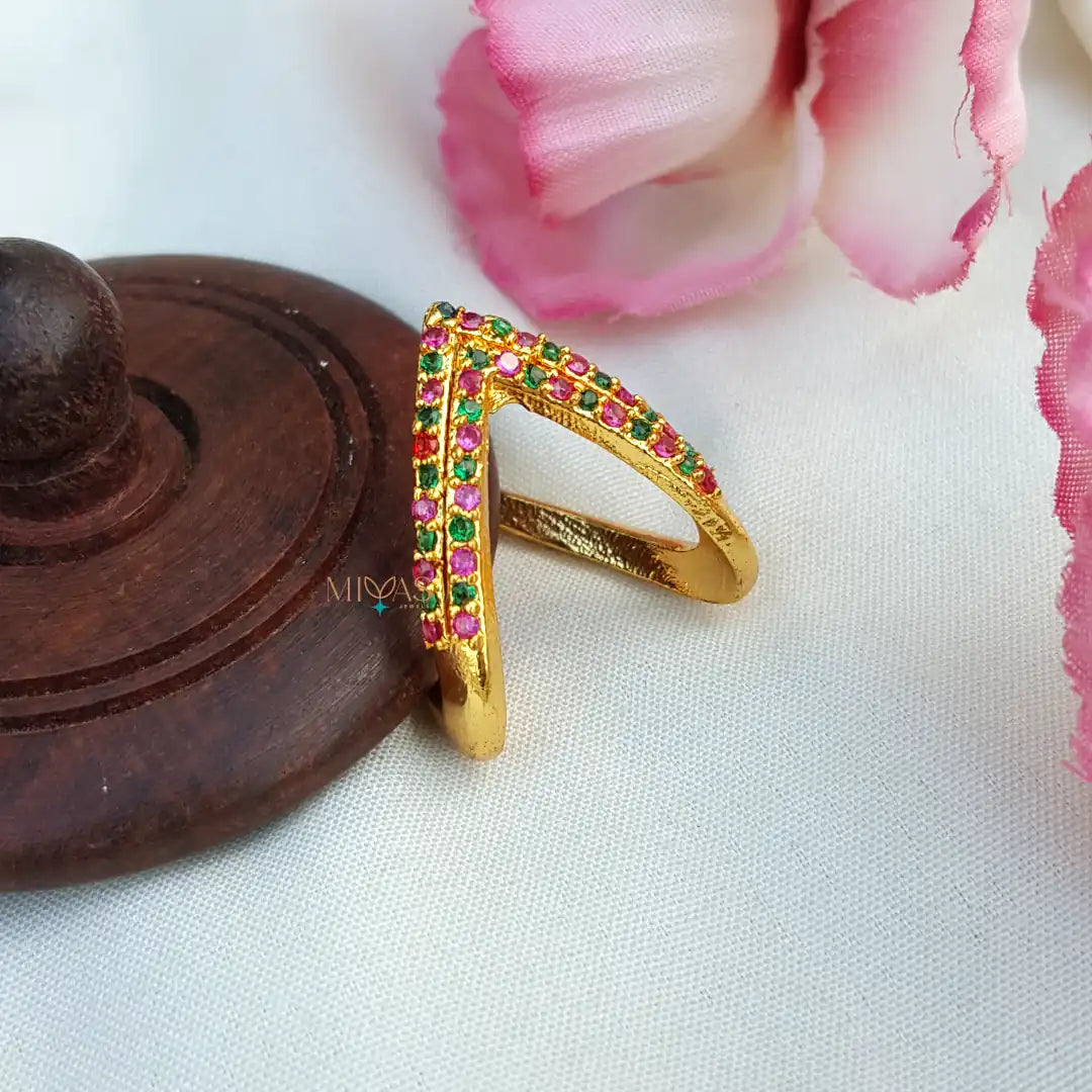 Lovely AD Vangi Finger Ring