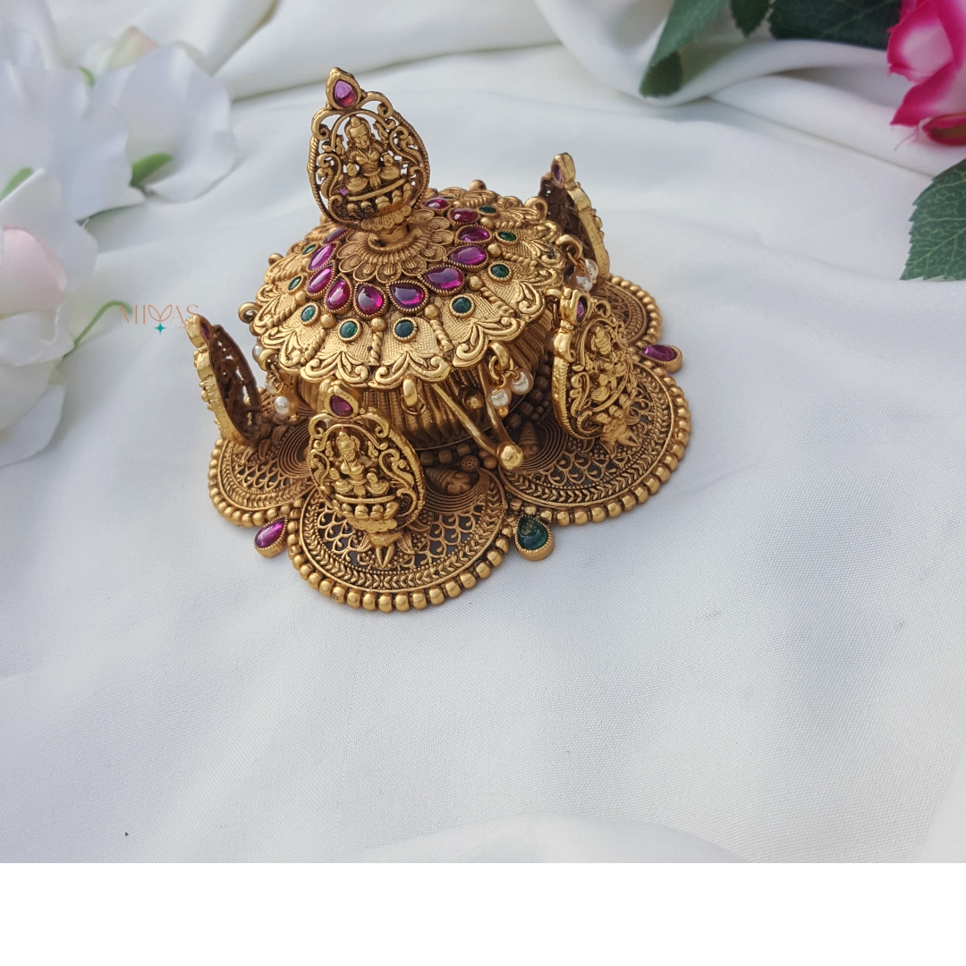 Royal Look fine crafted Lakshmi Design Kum kum box