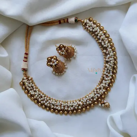 Trendy Pearl Beaded Necklace