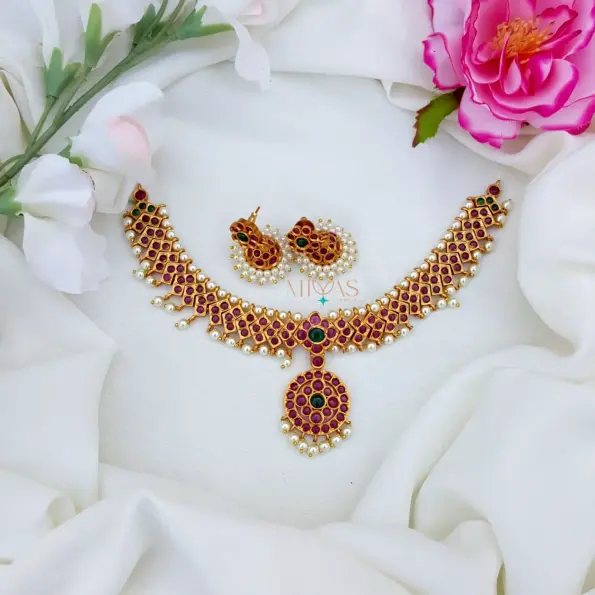 Classic South Indian Kemp Stones Necklace