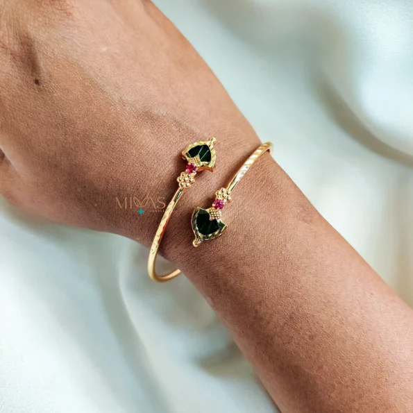 Unique Palakka Design Bracelet
