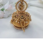 Traditional Krishna Motifs Gold Look Alike Kumkum Box – MJ7007-1