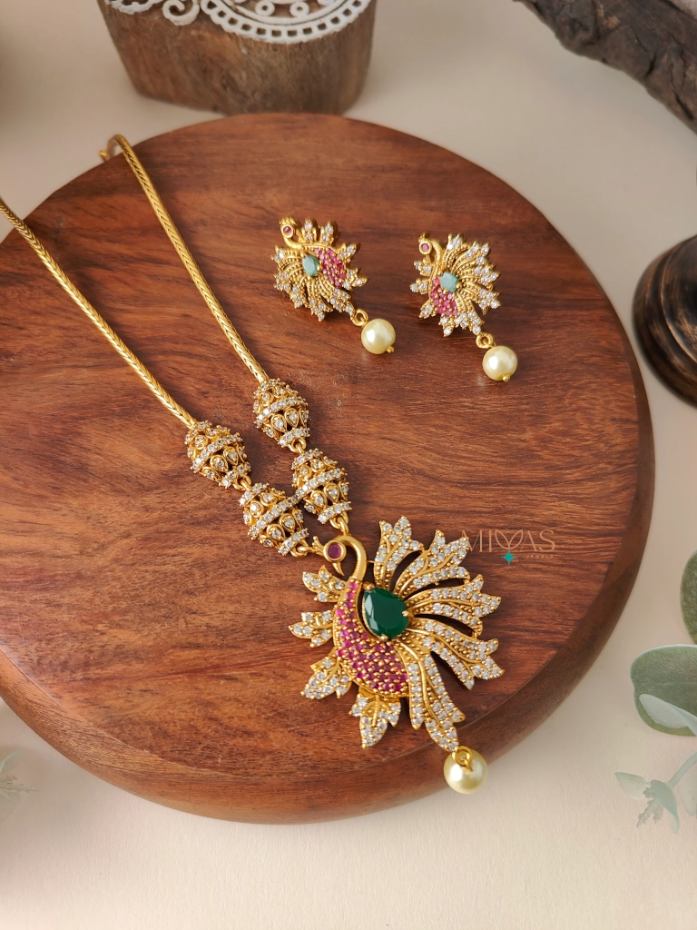 Gorgeous Peacock Necklace
