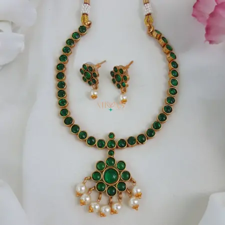 Traditional Look Crafted Necklace