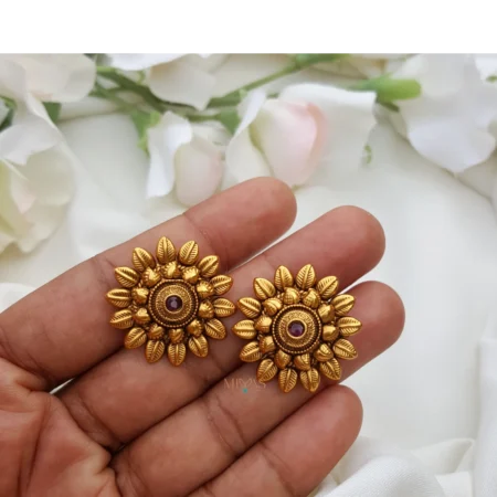 Beautiful Floral Design Earring