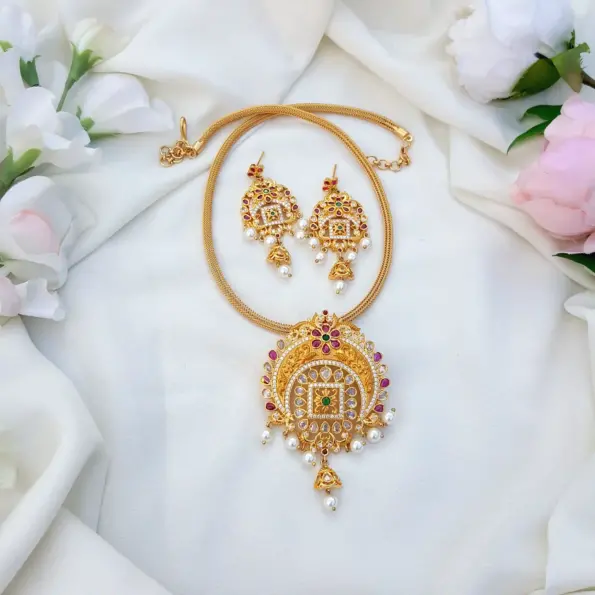Royal Touch Gold Look Alike Necklace