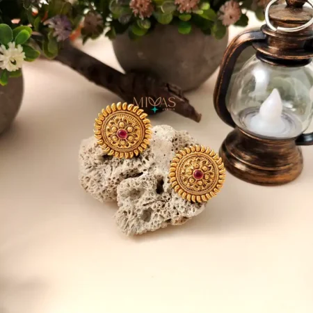 Latha - Floral Earring